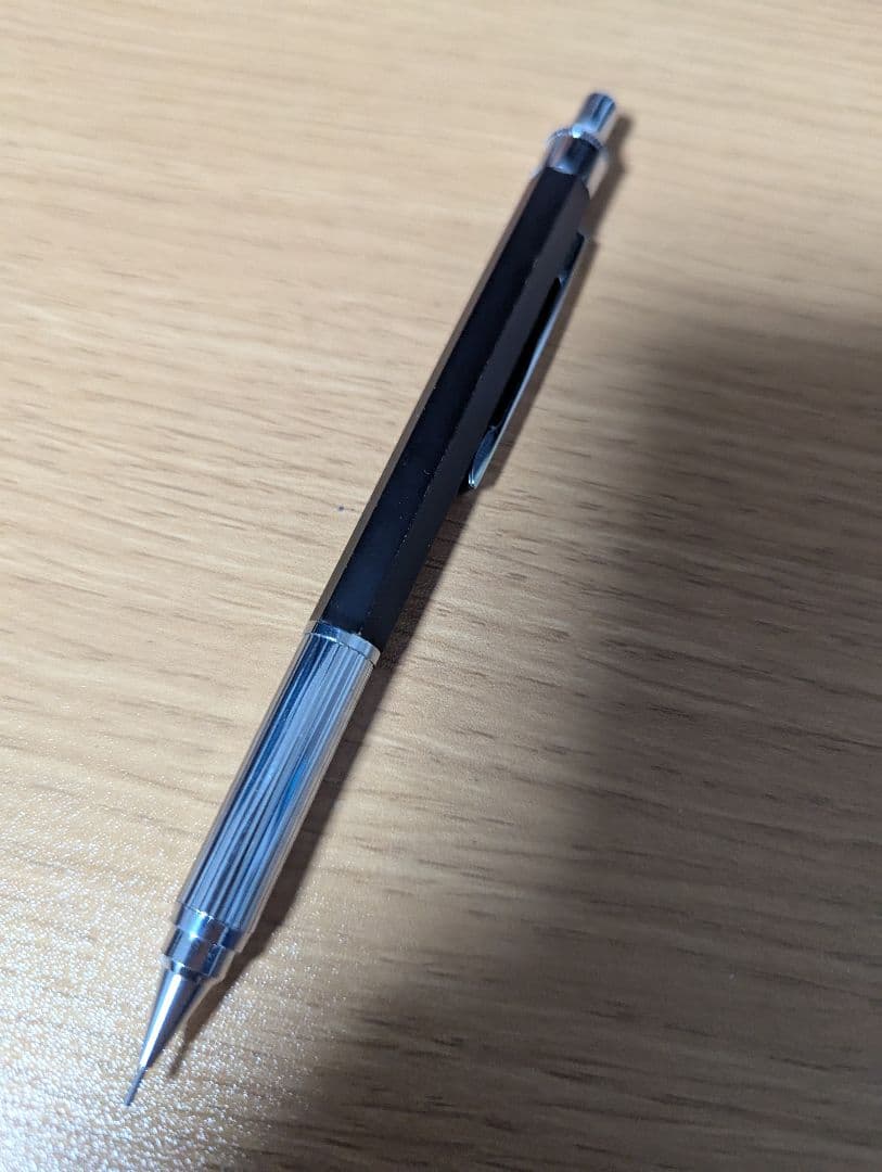 筆記具 lion 3570