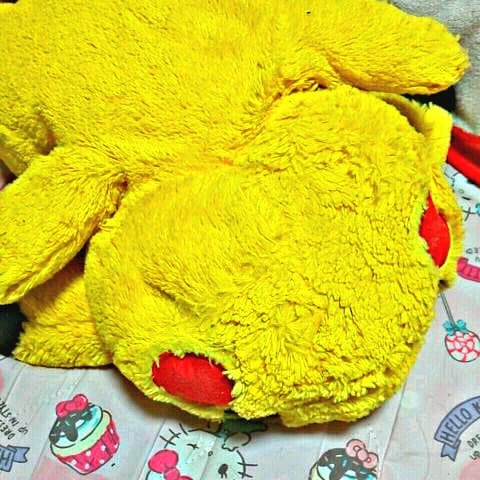 ■ ぬいぐるみ大くったりピカチュウ 激レア！！