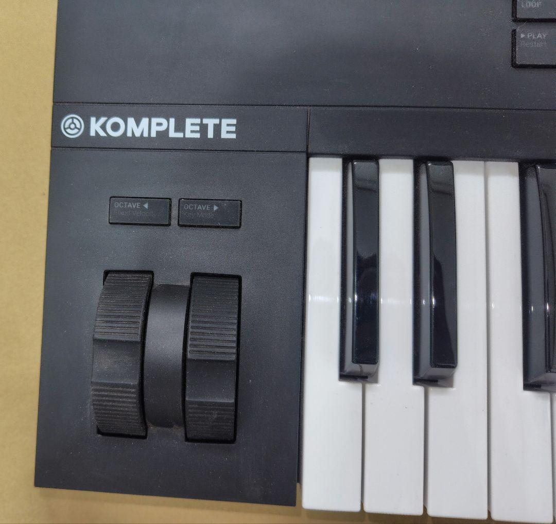 MIDIキーボード コンプリートコントロールA49 ケース付き