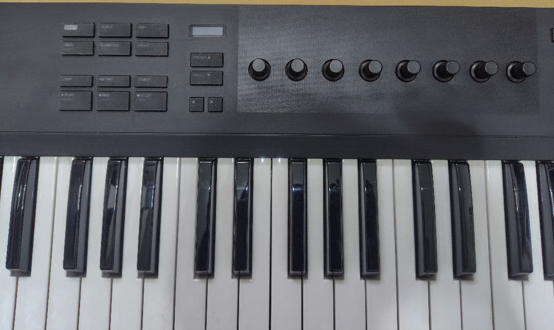 MIDIキーボード コンプリートコントロールA49 ケース付き