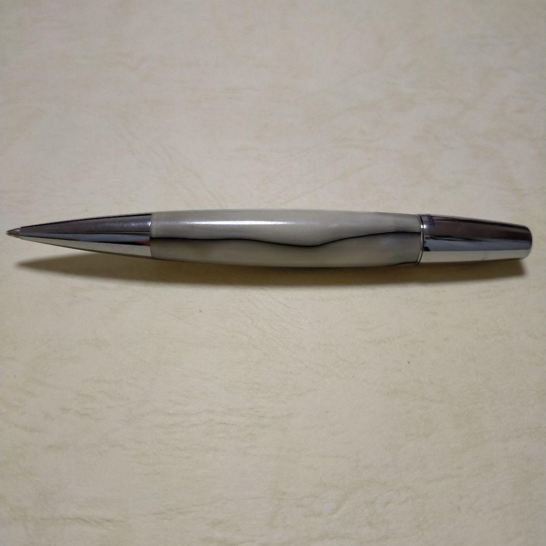 シルバーメタルボールペン 流線型デザイン