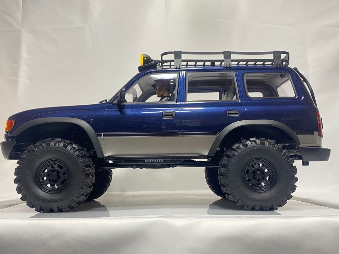 FMS FCX10 PRO トヨタ ランドクルーザー80 バッテリー充電器付き