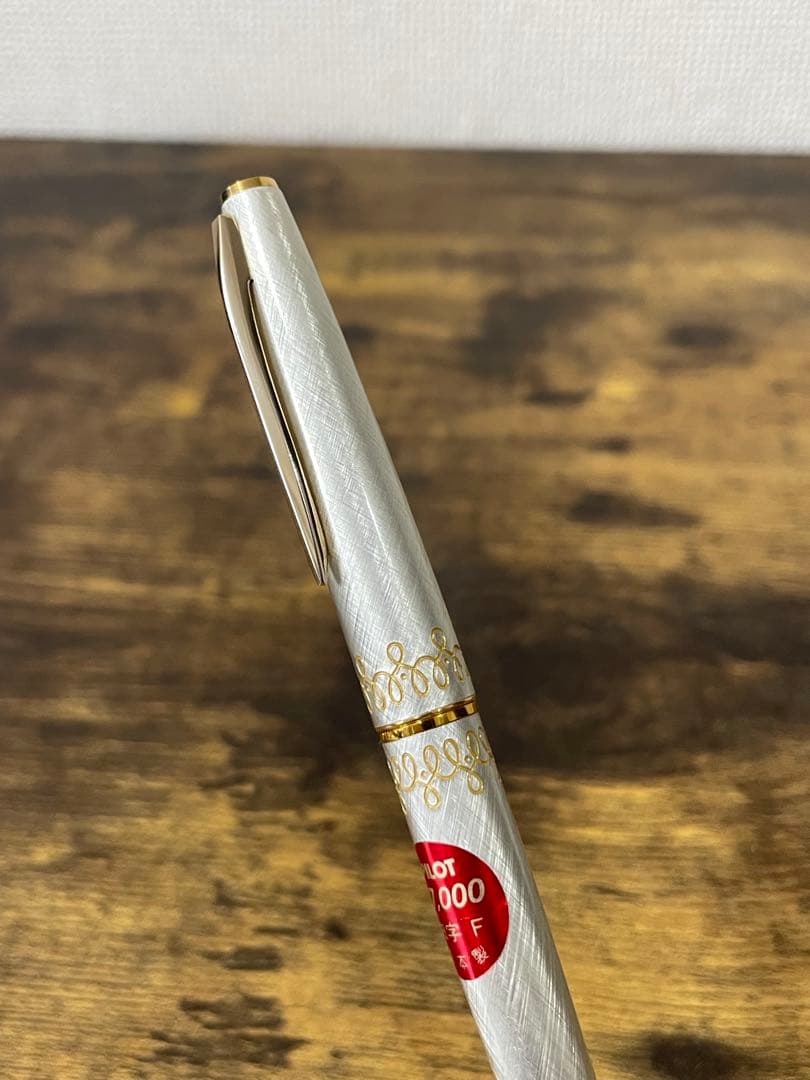 新品未使用 シール付　1970年代製　レディ　18金　F パイロット　万年筆