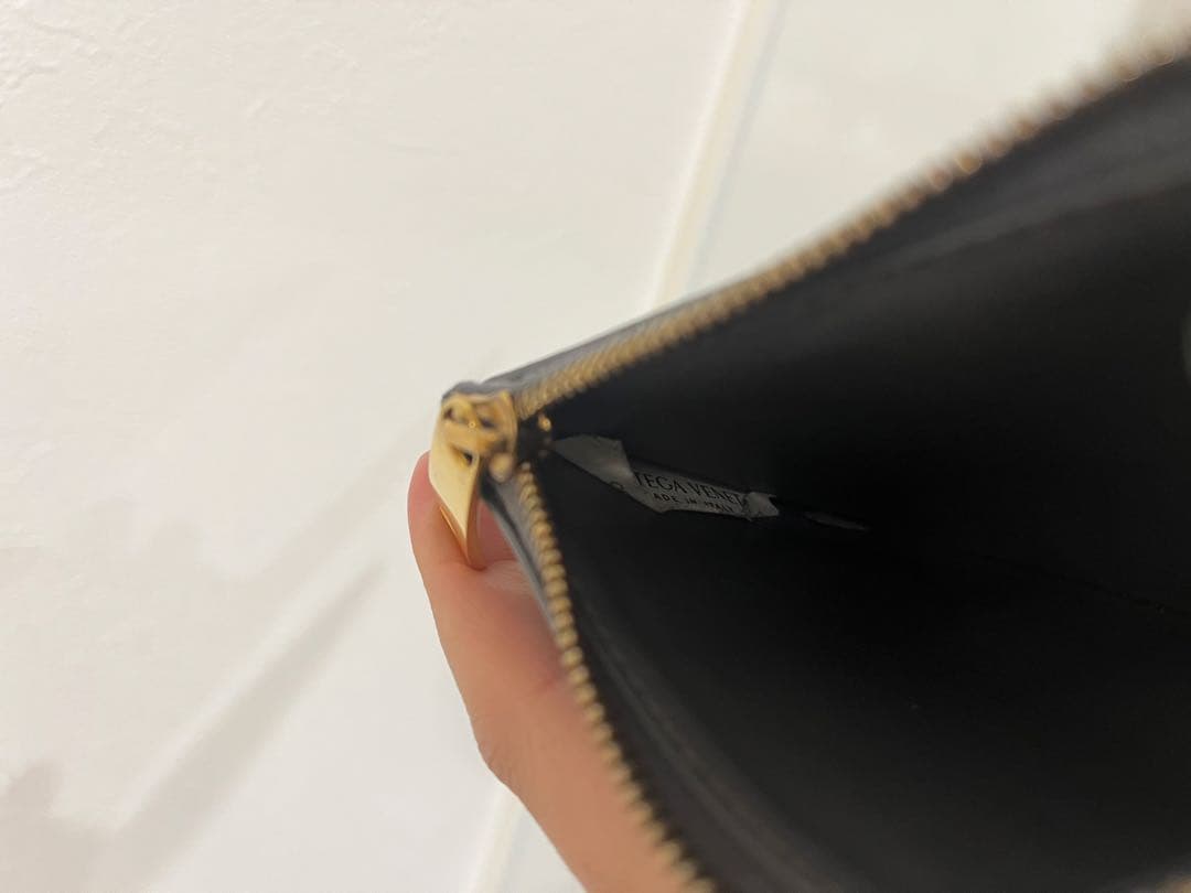 ボッテガヴェネタ　カセット　スモール　二つ折り財布　グレー