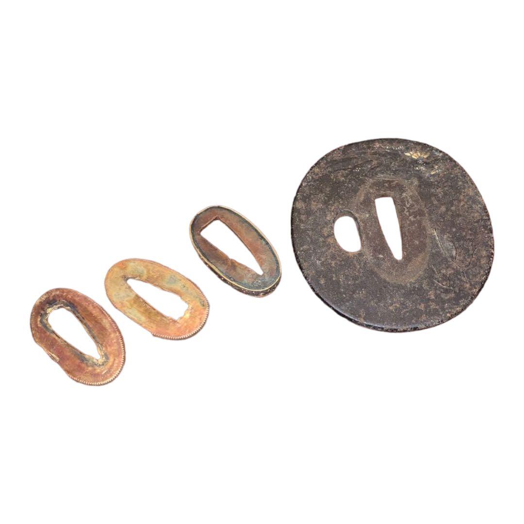 刀　鍔と切羽セット　年代不明品