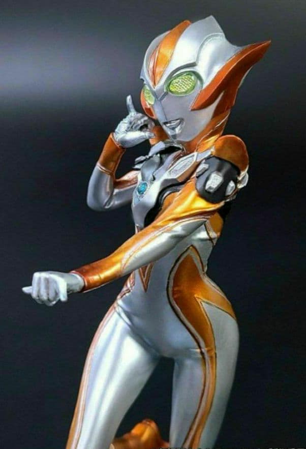 ウルトラウーマン グリージョ/ガレージキット(未塗装/未組み立て品)