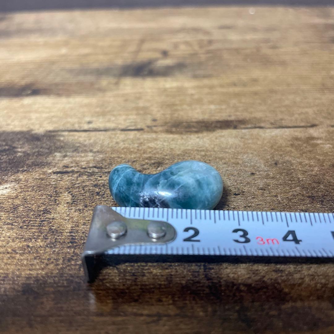 9g 茄子紺　勾玉　糸魚川　翡翠　青