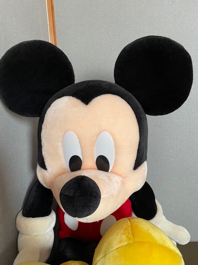 ミッキー マウス　特大ぬいぐるみ