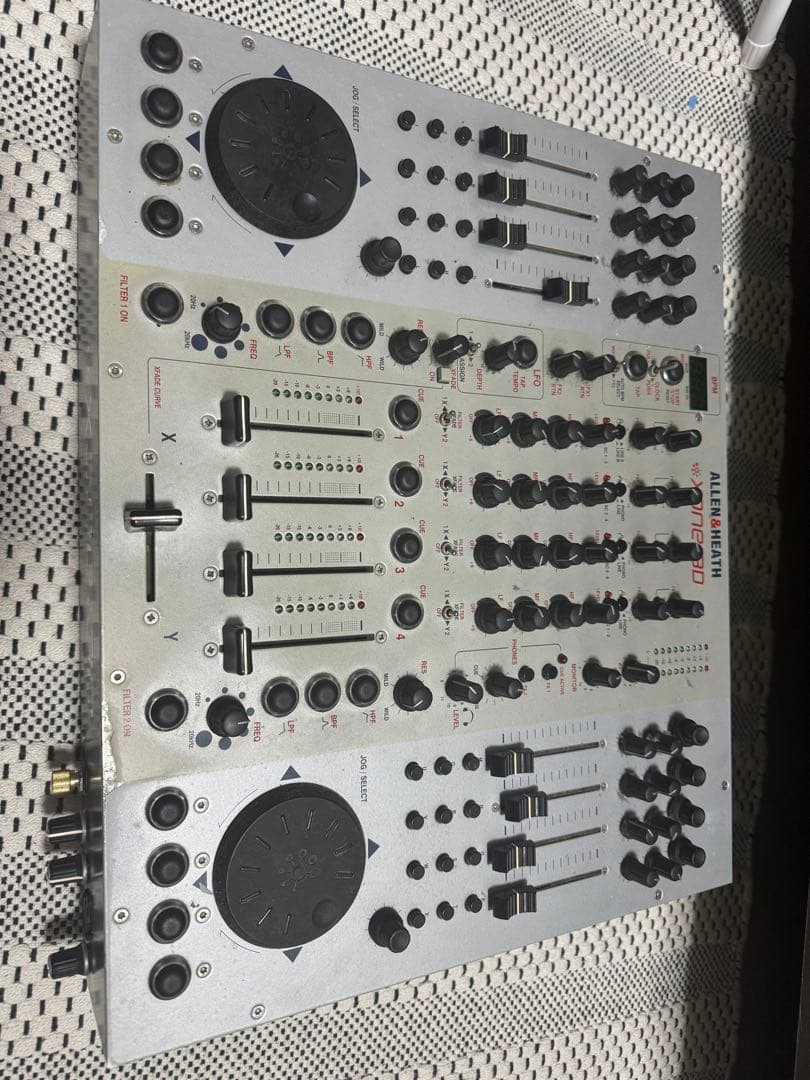 ALLEN&HEATH　xone:3D DJミキサー　【ジャンク品】　箱無し