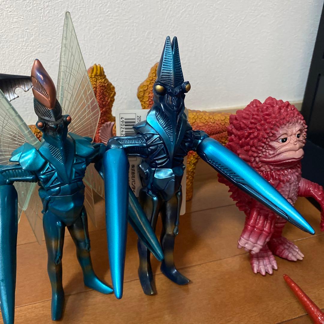 バンダイ製 ウルトラマンパワード ソフビ 18体セット