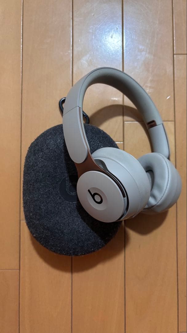 Beats ワイヤレスヘッドホン SOLO PROケース付き