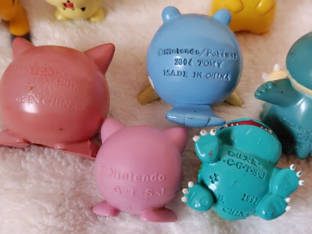 ポケモンフィギュア　モンポケ　TOMY　任天堂