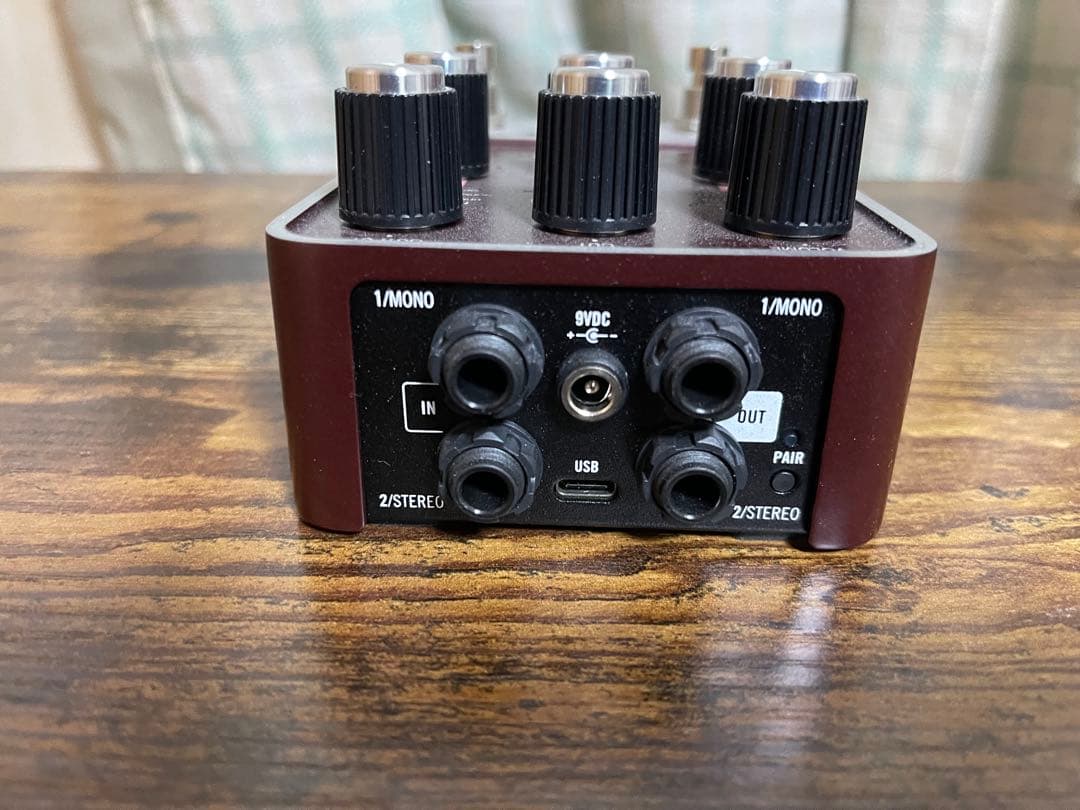ギター UNIVERSAL AUDIO UAFX RUBY