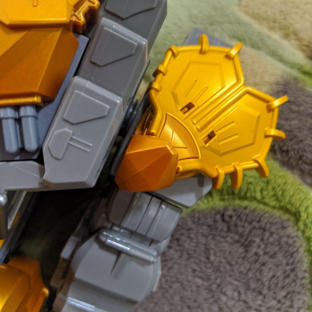 ギガントブラギオー　ブラギガス　獣電戦隊　キョウリュウジャー　ロボット　ロボ