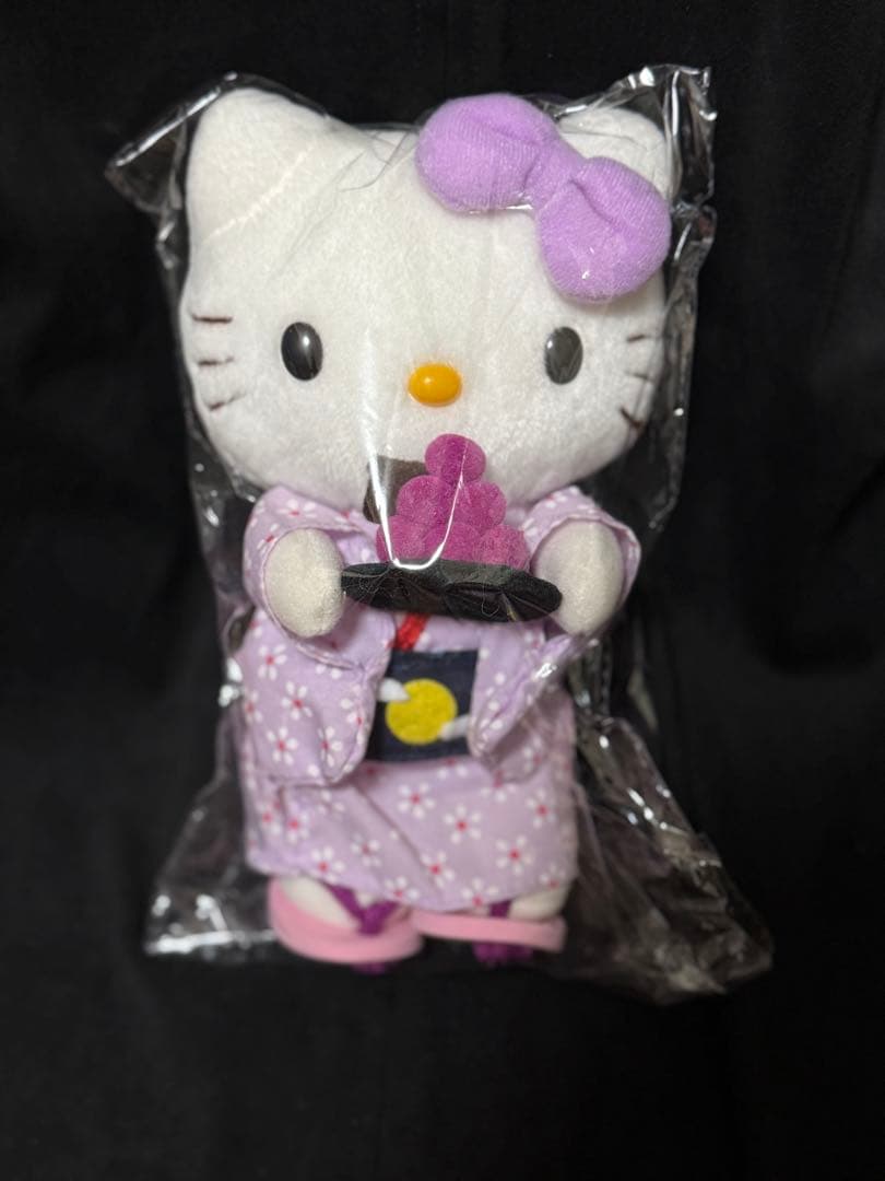 ご当地キティ　サンリオ　ハローキティ　着物ぬいぐるみ　ぶどう　月見　限定