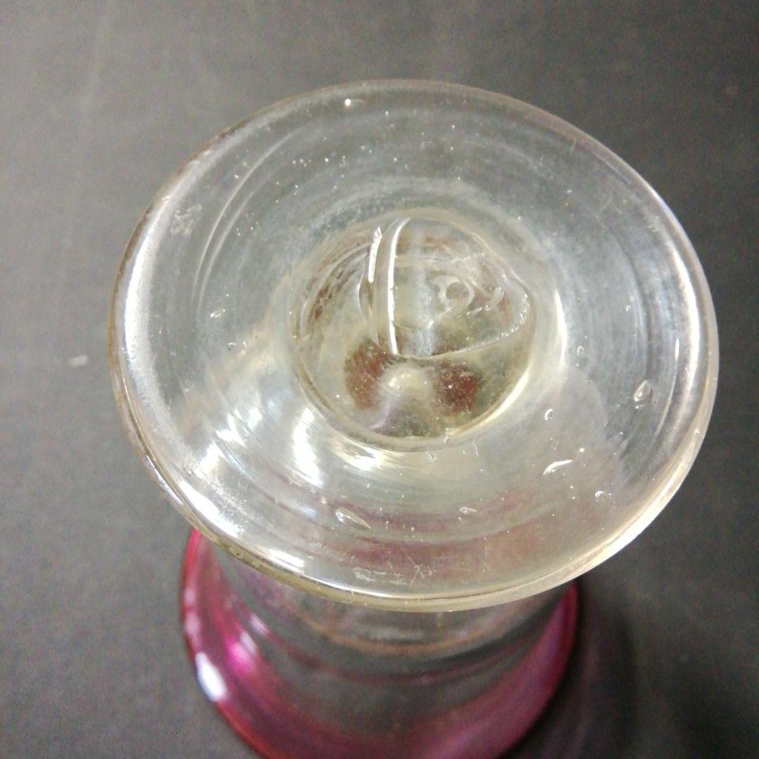 氷のコップ。