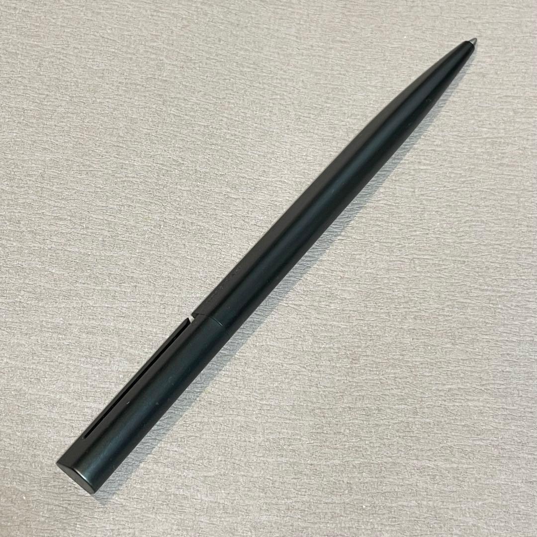 ブルガリ　ボールペン　ブラック　BVLGARI