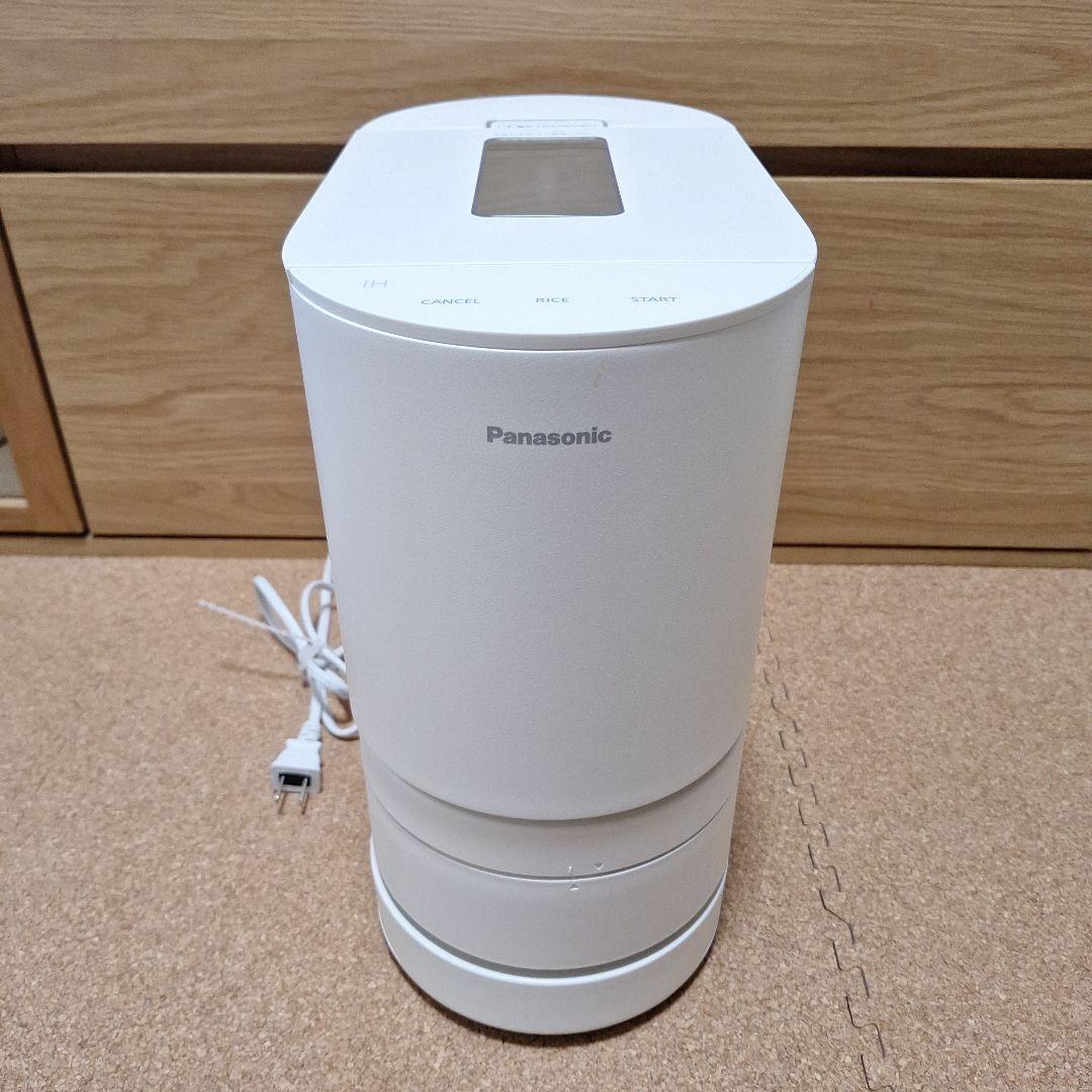 あやこ美品◼️パナソニック 自動計量 IH炊飯器 SR-AX1-W