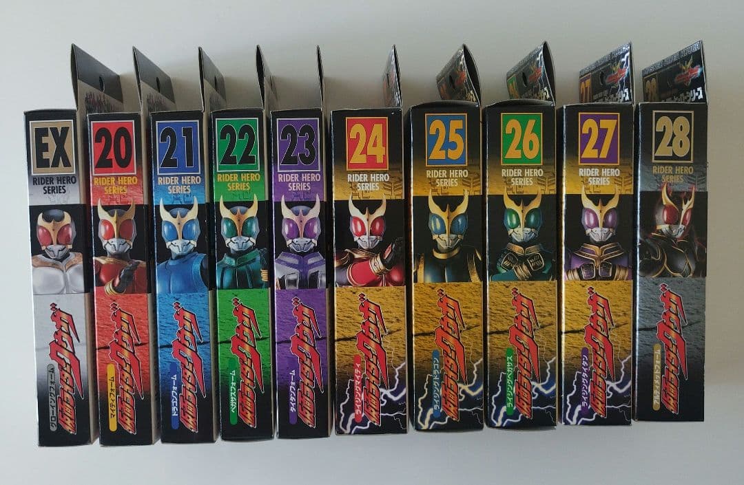 【新品未開封】ライダーヒーローシリーズ 仮面ライダークウガ