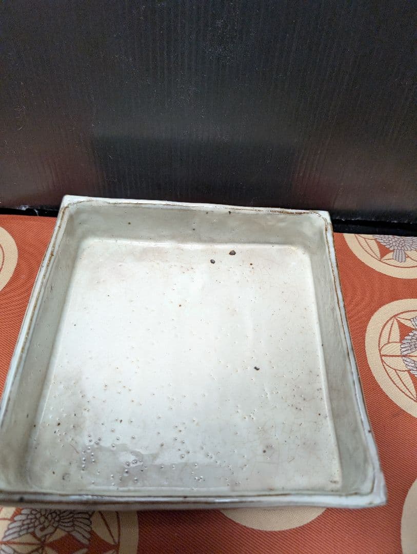 白磁時代物四角形の志野焼陶器皿 約20cm水盤