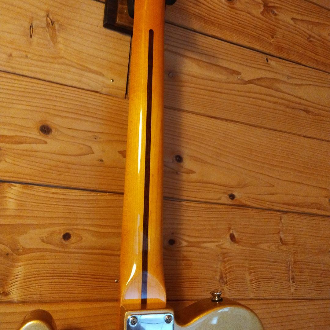 Squier ClassicVibeTelecasterシンライン ゴールド