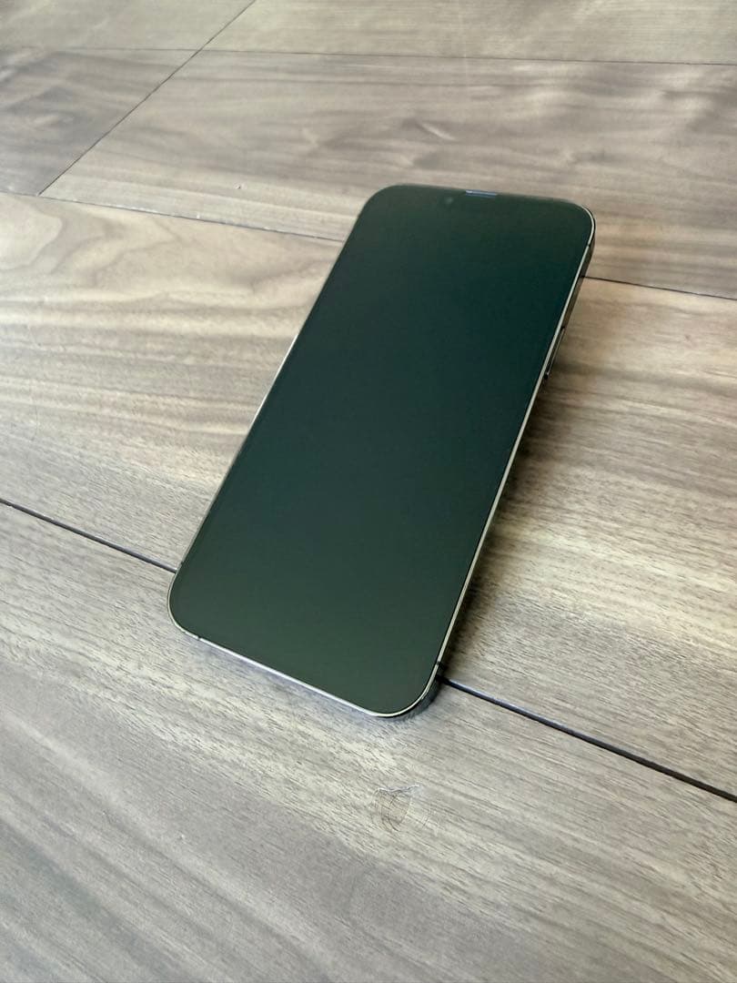iPhone 13 Pro Maxグラファイト