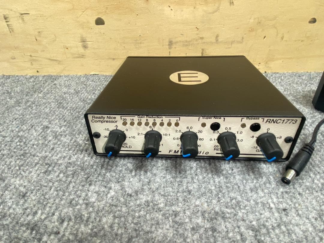 専用FMR audio RNC1773E コンプレッサー