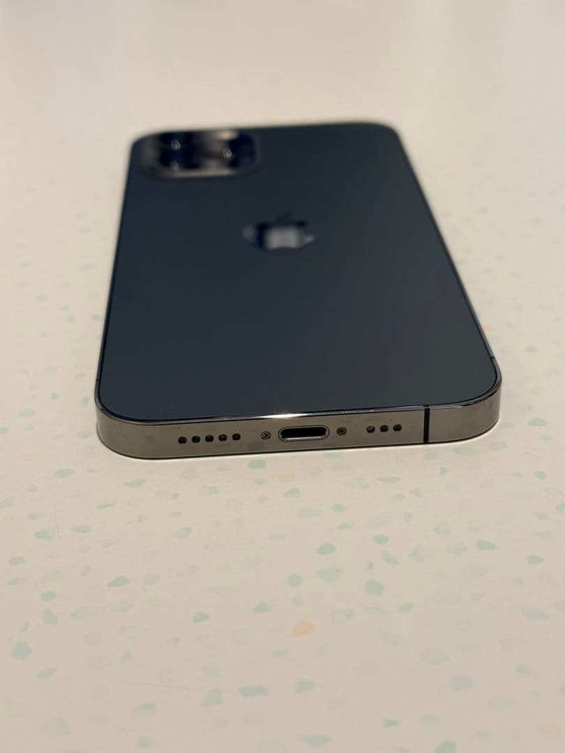 Apple iPhone 12 Pro グラファイト　128G 国内SIMフリー