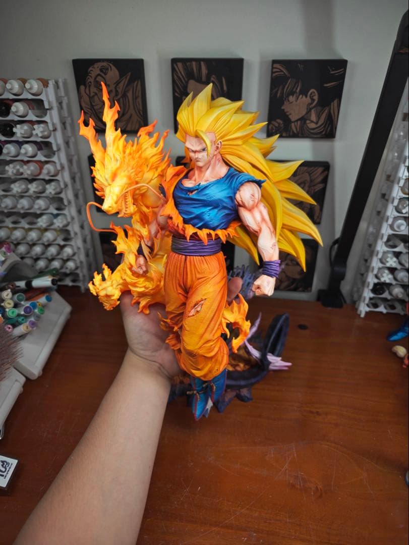 孫悟空　スーパーサイヤ人3　フィギュア　ドラゴンボール　ガレージキット