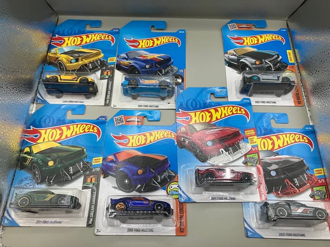 HW 2005 FORD MUSTANG(フォード マスタング) 7台セット