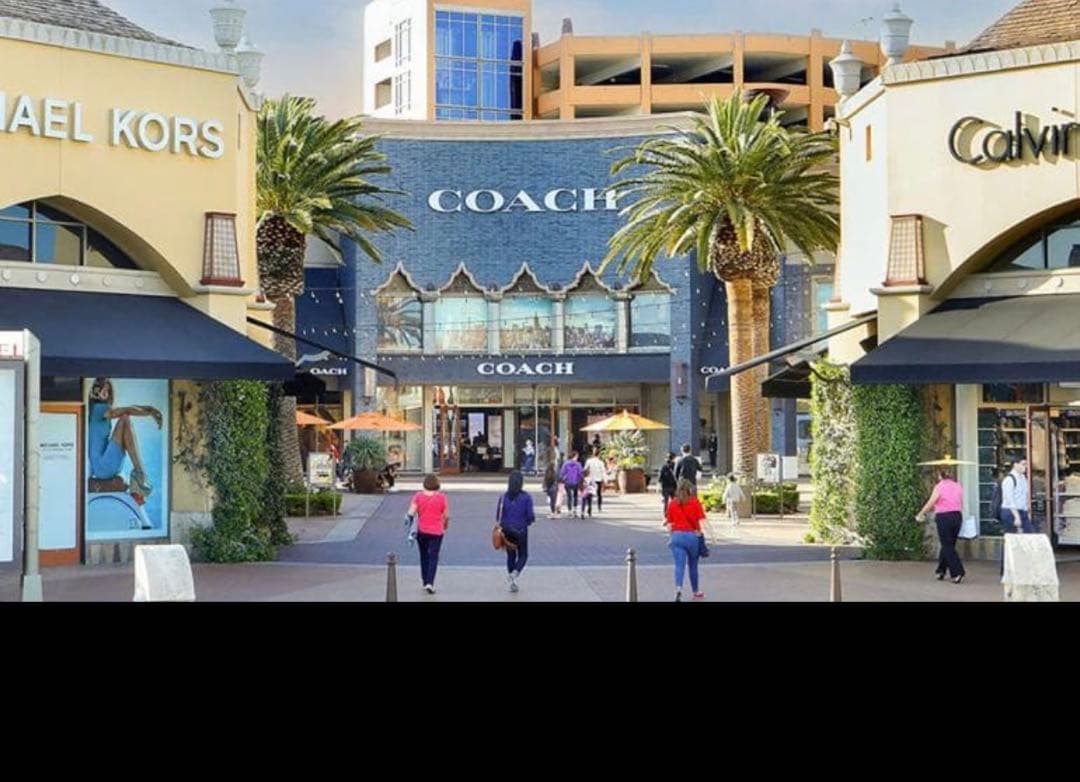 新作.COACHコーチ.ミディアム コーナー ジップ ウォレット・シグネチャー