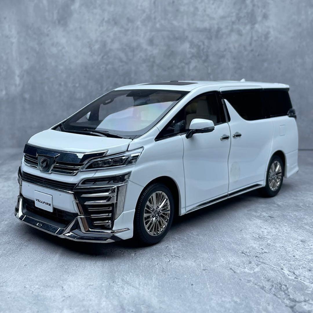 「tomoさん専用」Kengfai 1/18 トヨタ ヴェルファイア