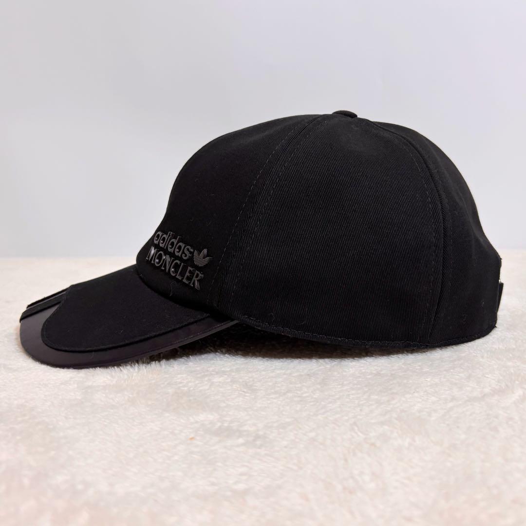 美品 MONCLER ベースボールキャップ adidasコラボ 三本ライン.