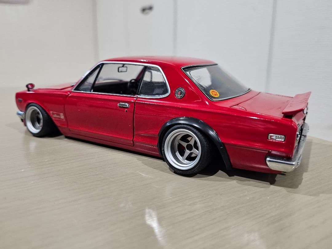 京商　1/18　日産　スカイライン　GT−R 　(KPGC10)