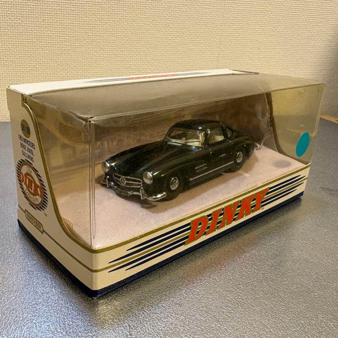 Dinky クラシックスポーツカーコレクション 6台 専用ディスプレイ台セット