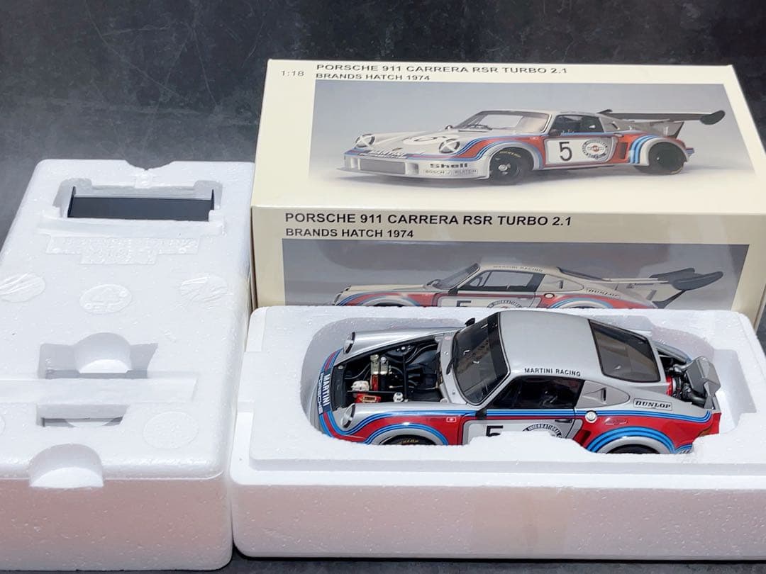 オートアート 1/18 ポルシェ 911 カレラ RSR ターボ 2.1