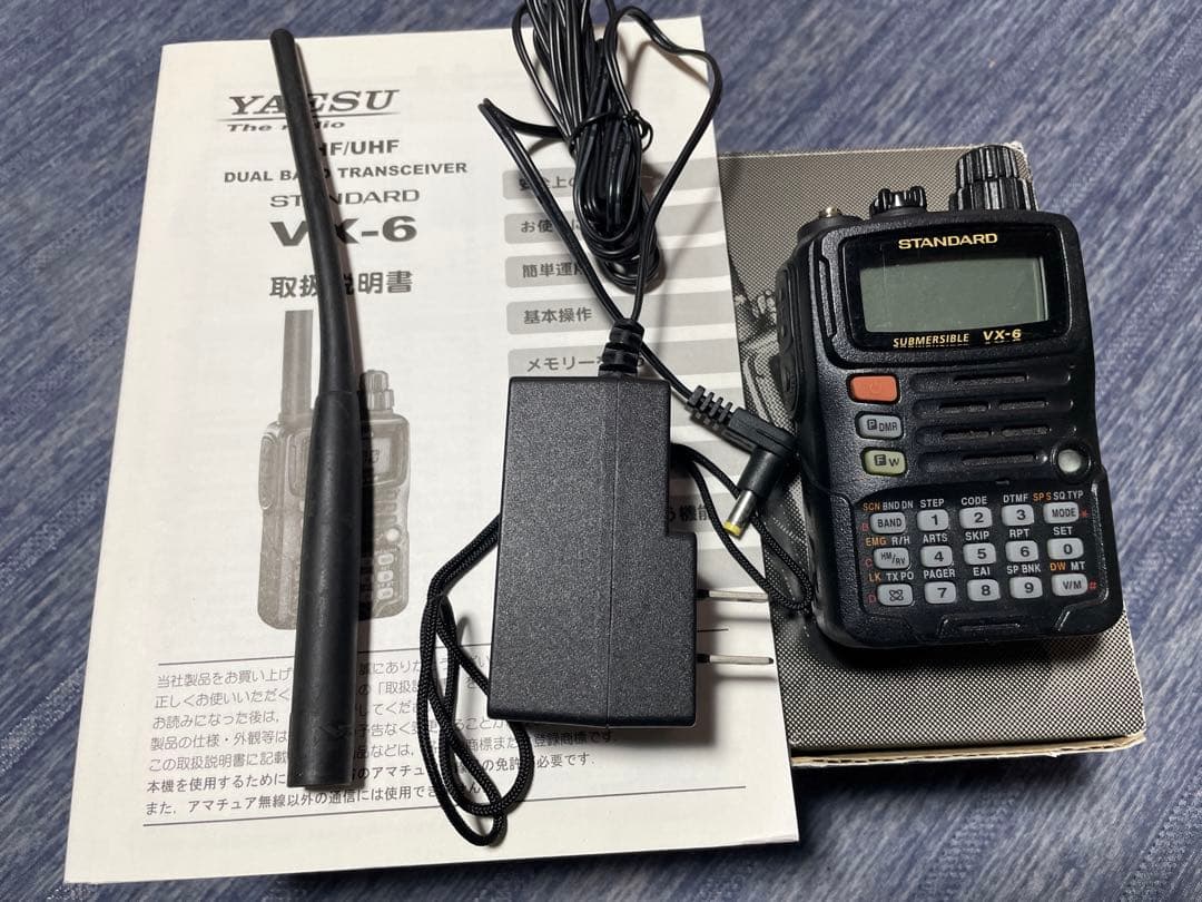 STANDARD VX-6 デュアルバンドトランシーバー