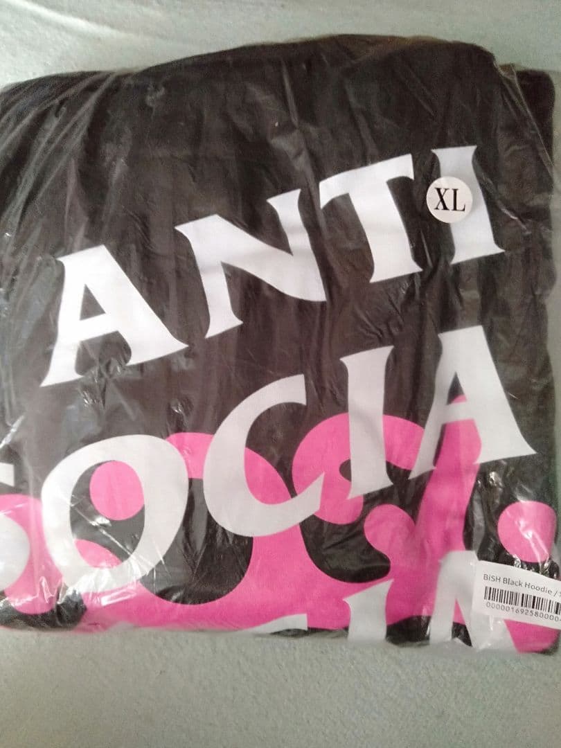 BiSH　ANTI SOCIAL SOCIAL CLUB コラボ パーカー　XL