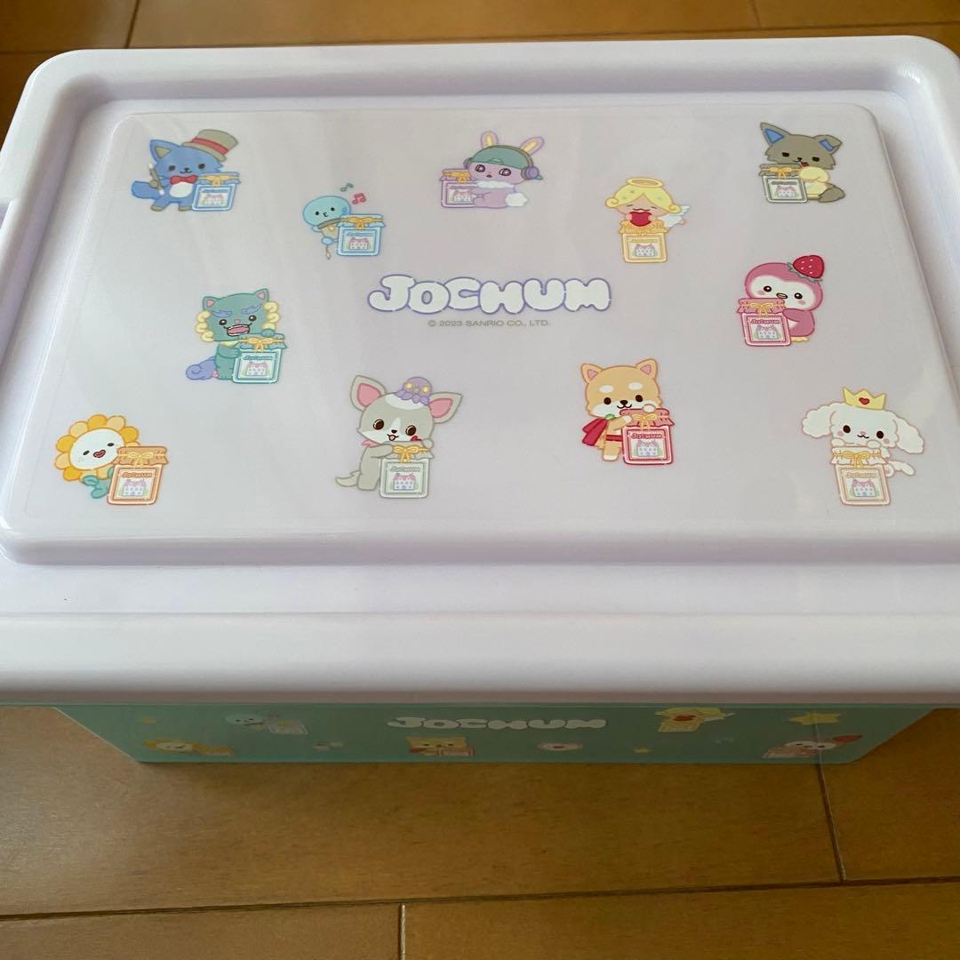JOCHUM 指人形