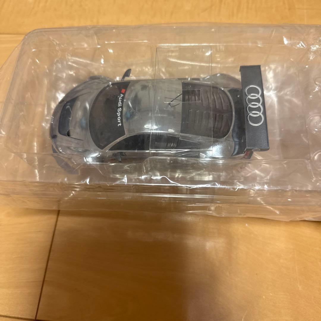 新品未開封品‼️Audi メッキR8 LMSミニッツボディ