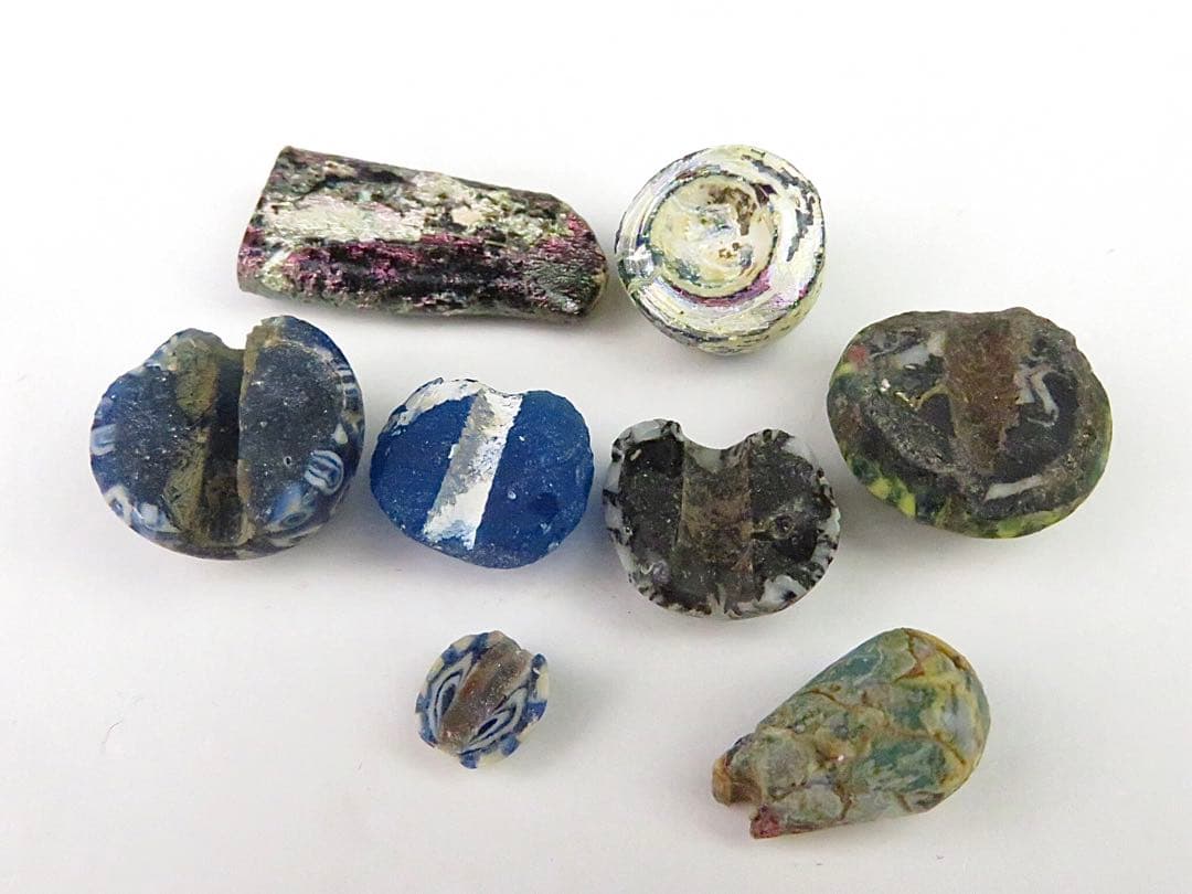古代ガラス8個