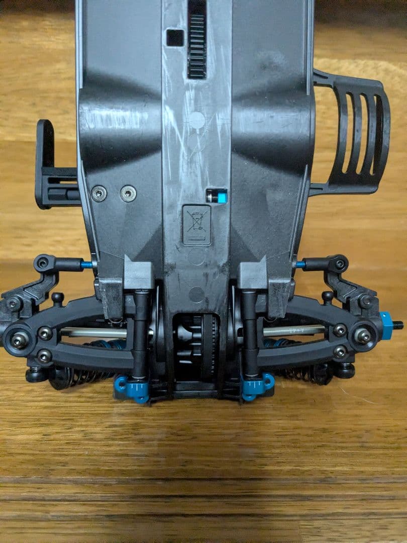 タミヤ　TA08R シャーシキット　オプションパーツ付き