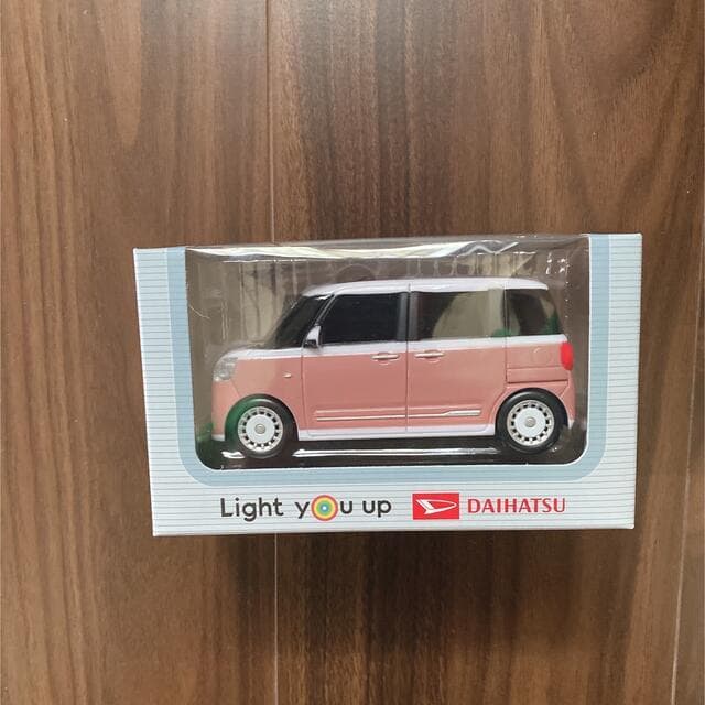 新型ムーヴキャンバス　ミニカー　プルバックカー　ストライプス