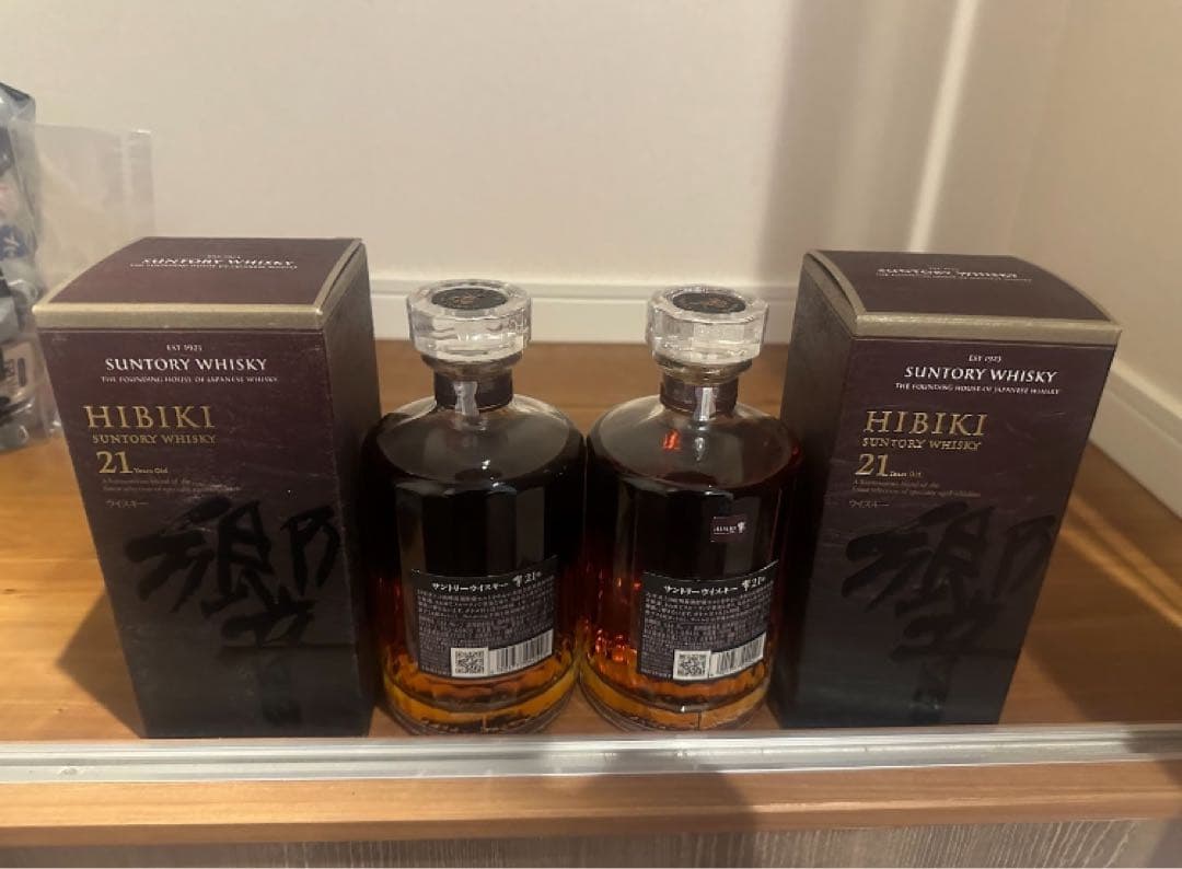 サントリーウイスキー 響21年 700ml　新品未開封