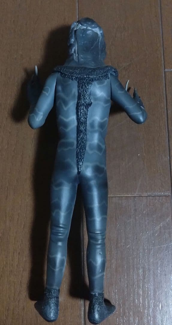 ケムール人フィギュア