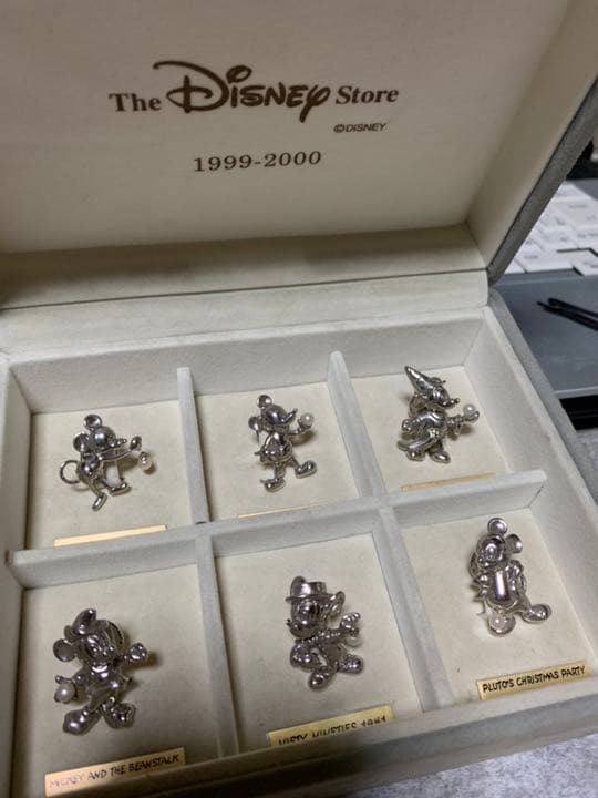 ディズニー シルバーピン パール付 6個