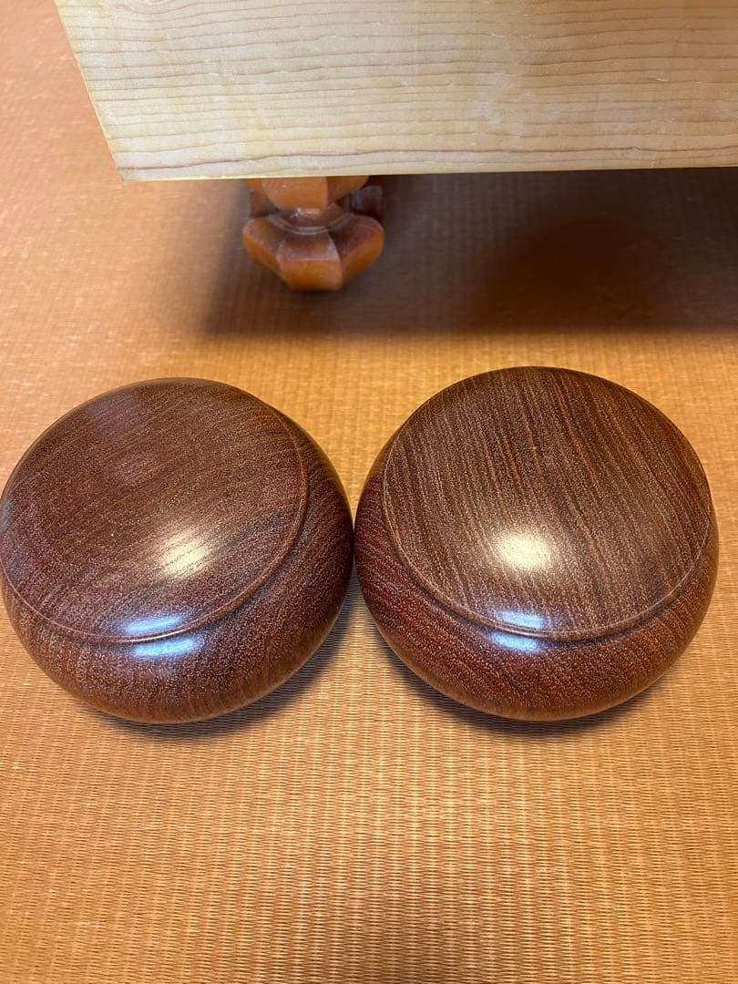 日向特製 本蛤碁石 那智黒 33号 美品　碁笥（新花梨）付き