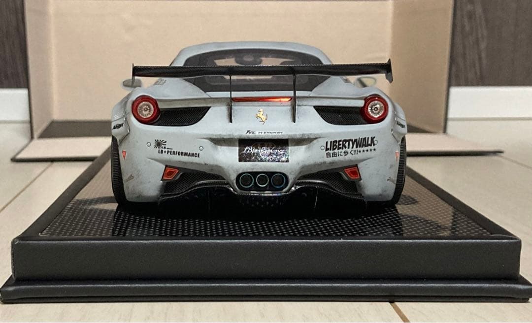 ハルピー　Liberty Walk Ferrari 458 ミニカー