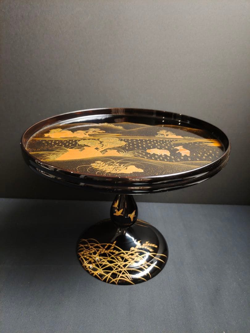 輪島塗　本金蒔絵　研ぎ出し　無傷完品　黒塗り　高杯　高月　菓子器　時代物　漆芸