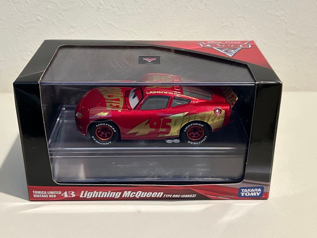 ディズニーカーズ3 TAKARA TOMY ライトニングマックイーン